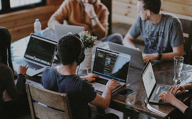 How-to-build-a-brand-and-website-for-a-Startup